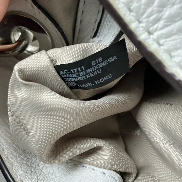 Michael Kors Raven White Silver Floral Flower Stud Shoulder Hand Bag Leather - Picture 12 of 15